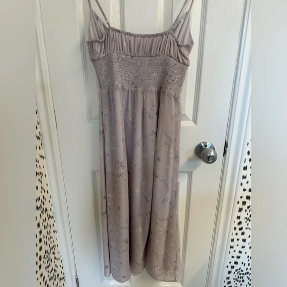 Elegant Lilac Midi Dress - Wilfred Genoa - Picture 9 of 11